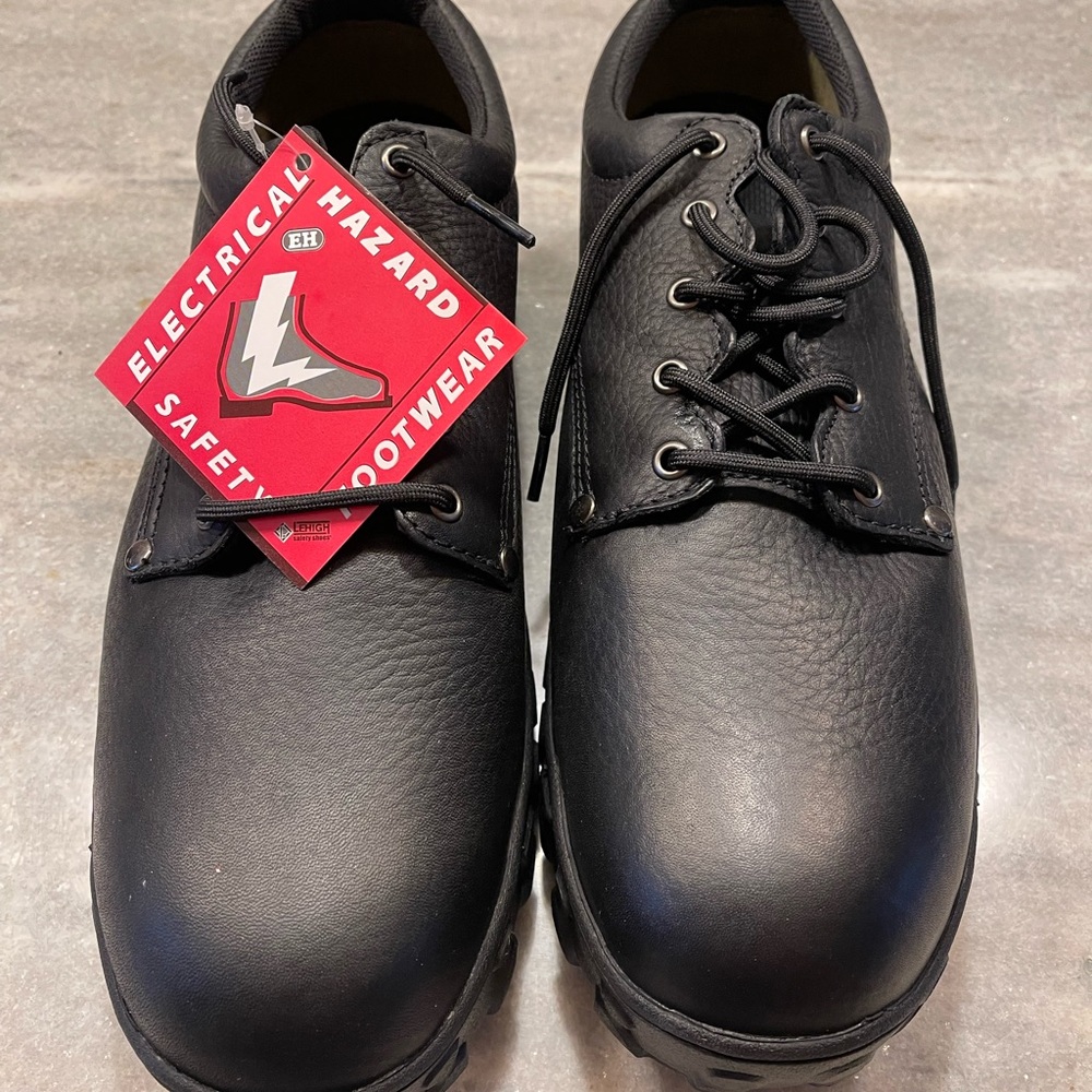Black Leather Work Boots with Durable Rubber Sole